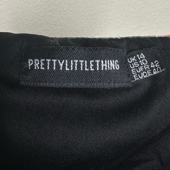 Prettylittlething Lilac Mixed Print Mesh Ruched Strappy Bodycon Dress size 10 - Picture 9 of 11